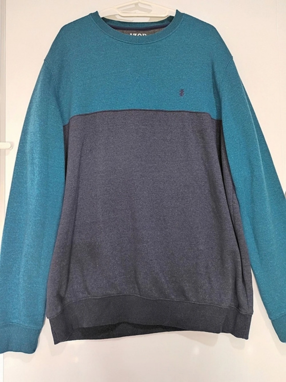 IZOD Advantage Performance Colorblock Crewneck Fleece Sweatshirt XLT